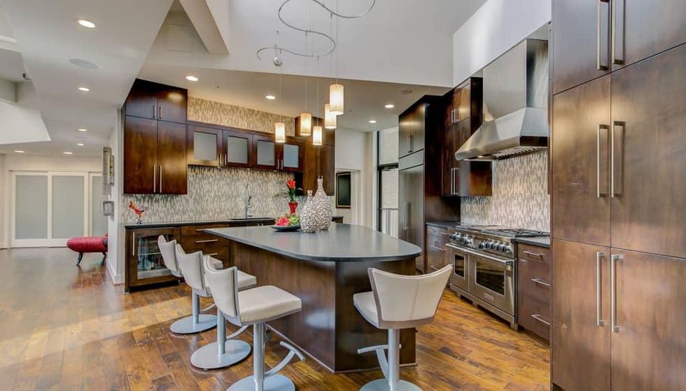 Neil P Penthouse, 411 W. 7th St, Fort Worth