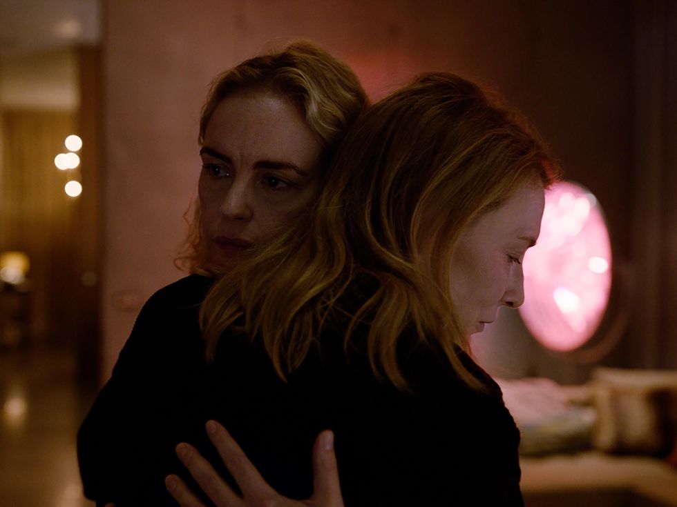 Nina Hoss and Cate Blanchett in T\u00e1r