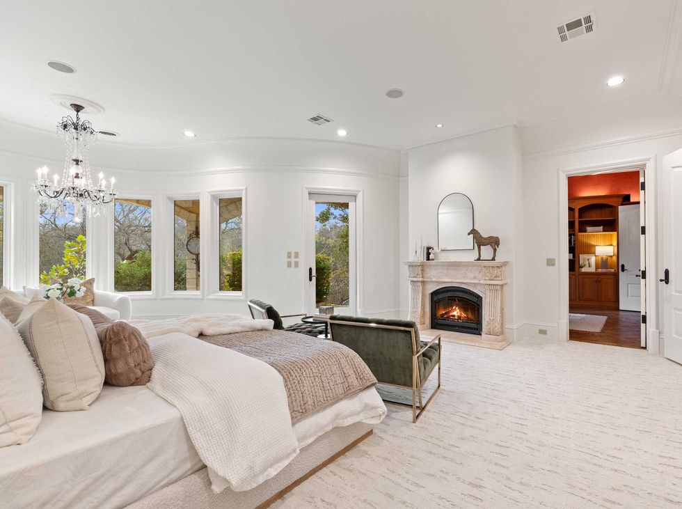 Oxbow Overlook estate