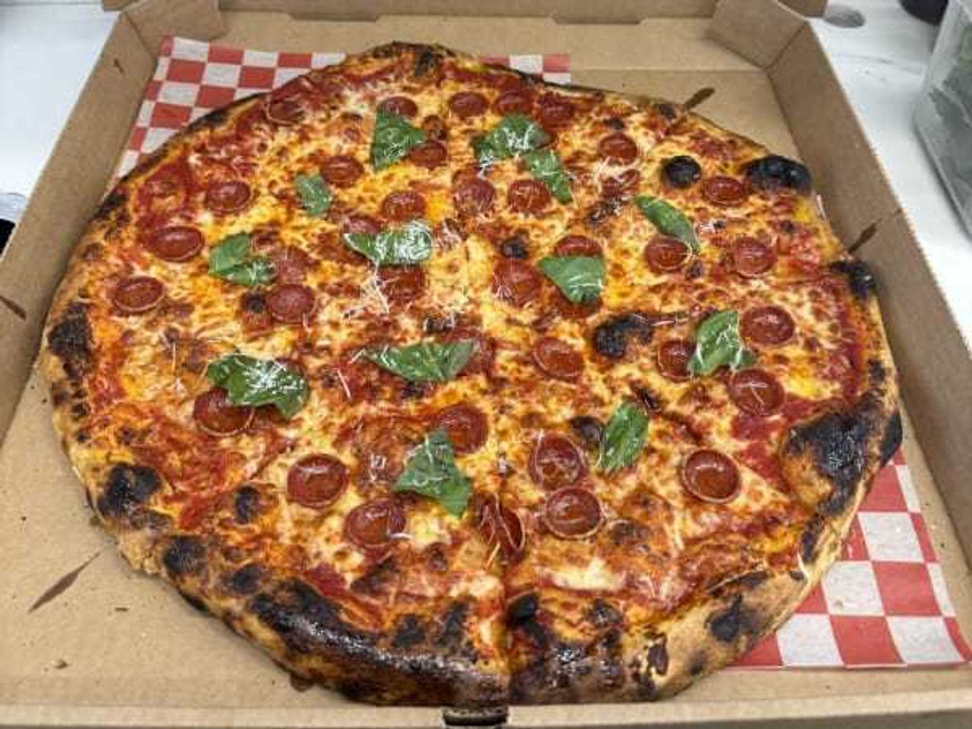 Ozzi's Pizza