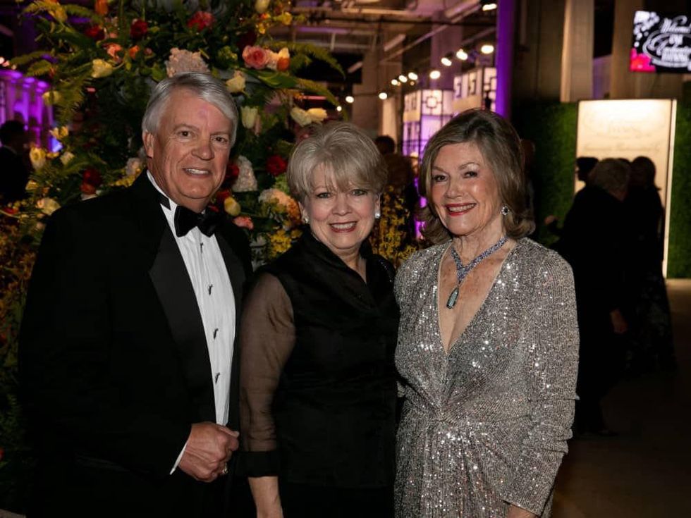 Peggy & Bill Sims, Lou Martin JCB President