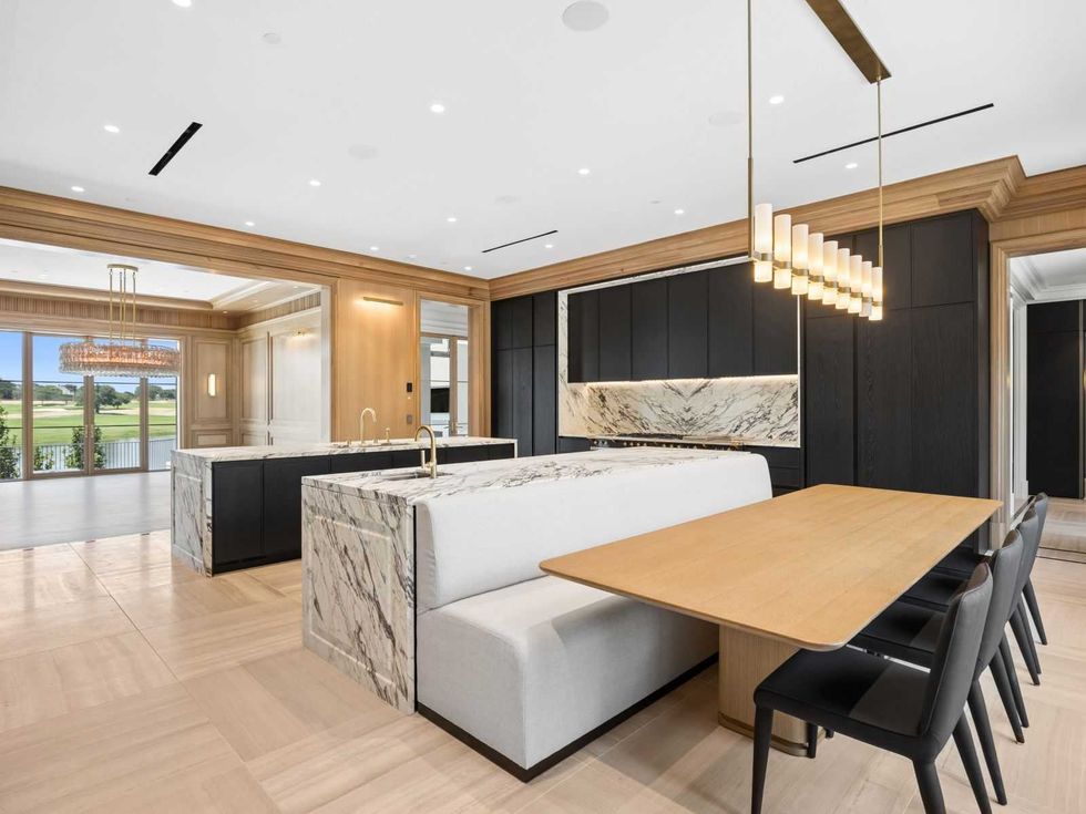 Philoxenia estate, Westlake