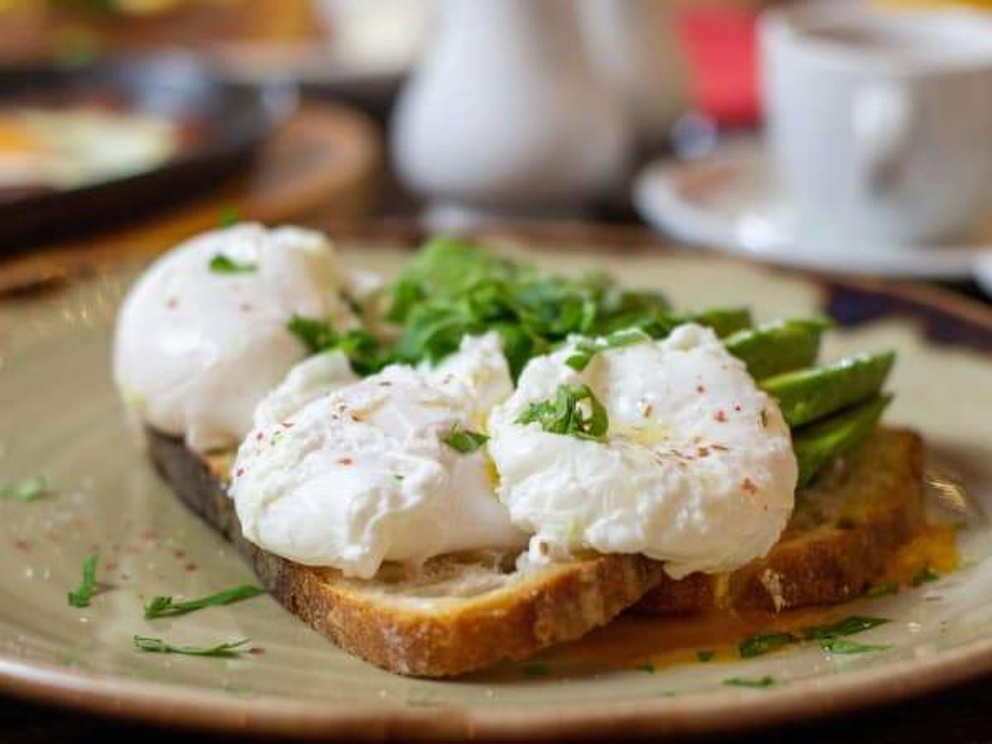 Poached eggs on toast