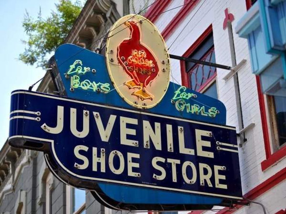 Red Goose fort worth vintage sign