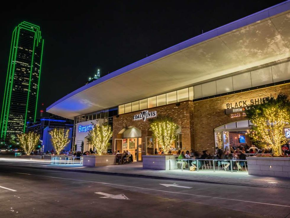 Restaurants on Lamar Street in Dallas