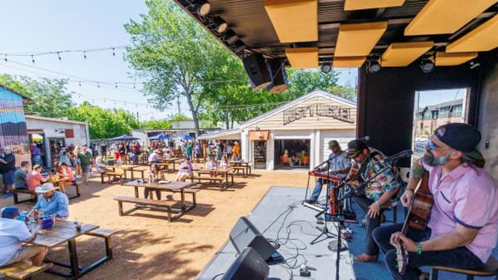 Rusty Nickel IceHouse