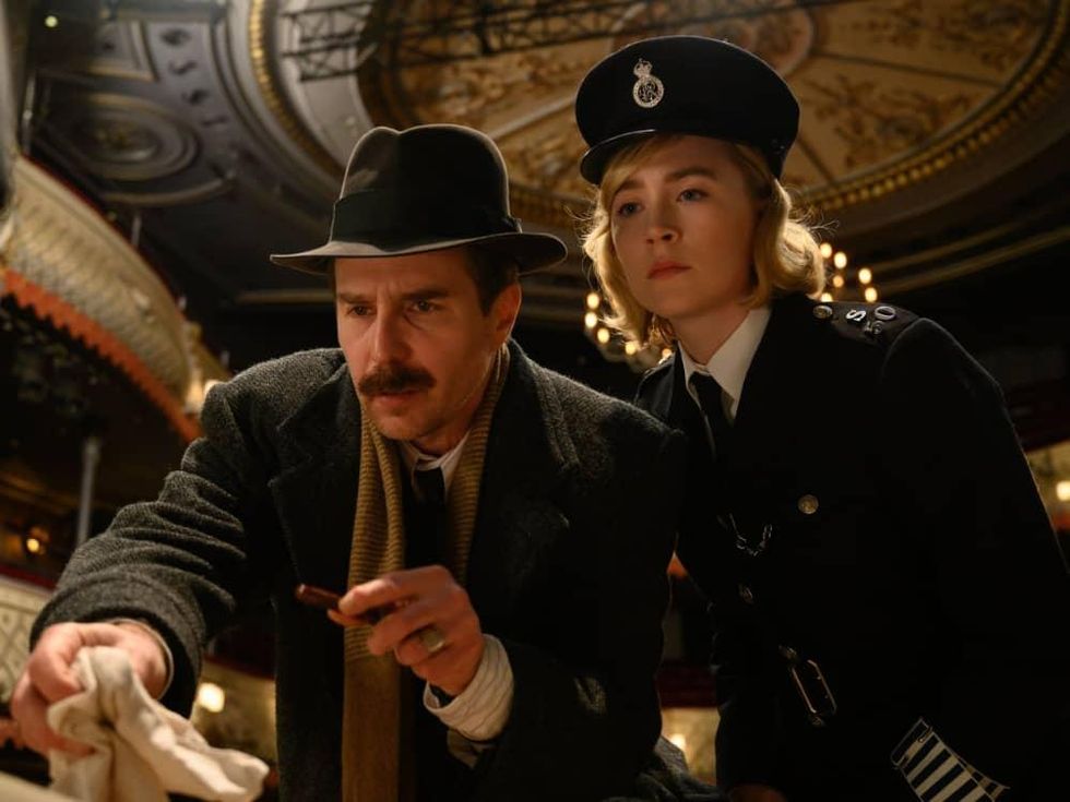 Sam Rockwell and Saoirse Ronan in See How They Run