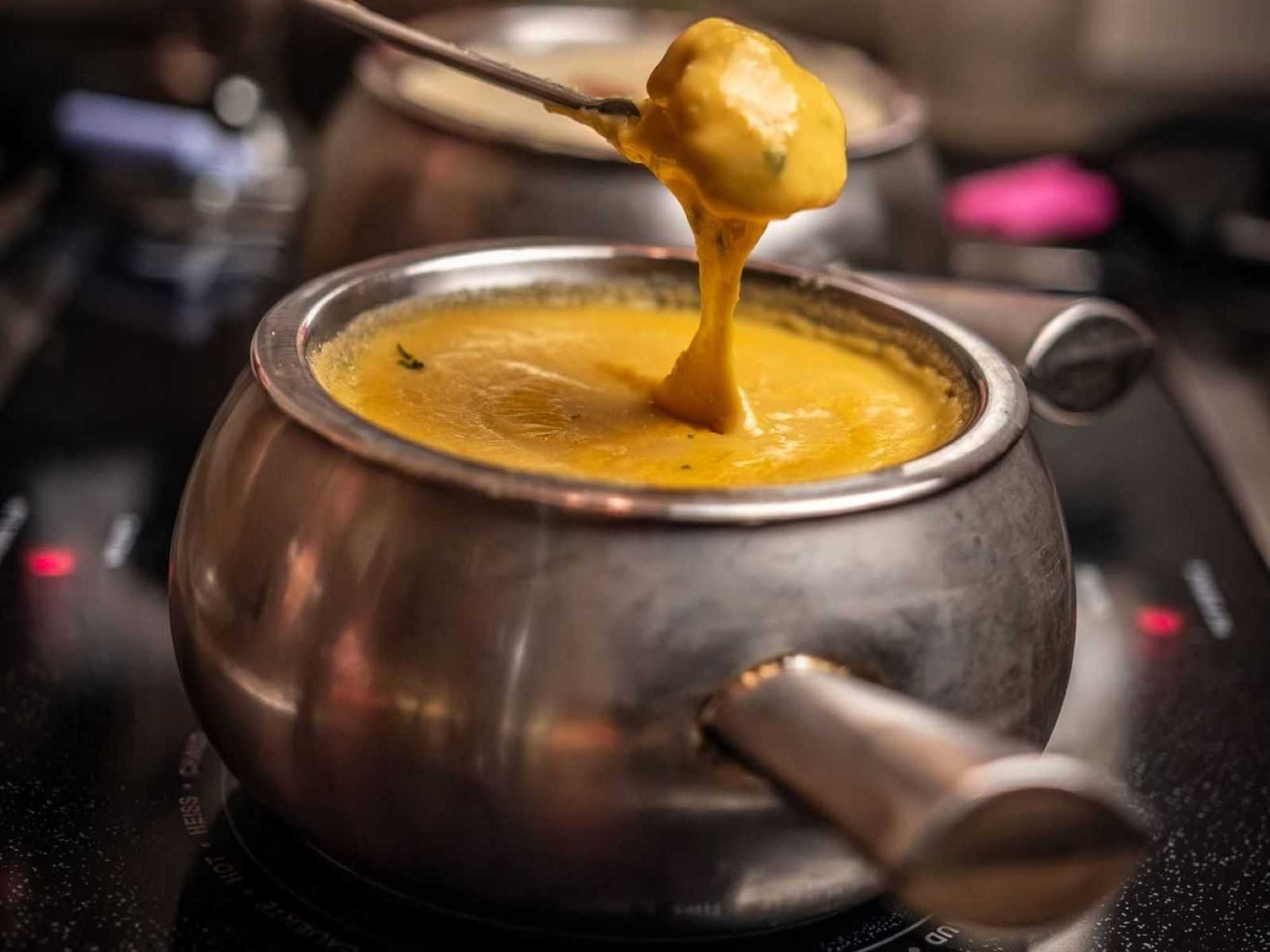Simply Fondue