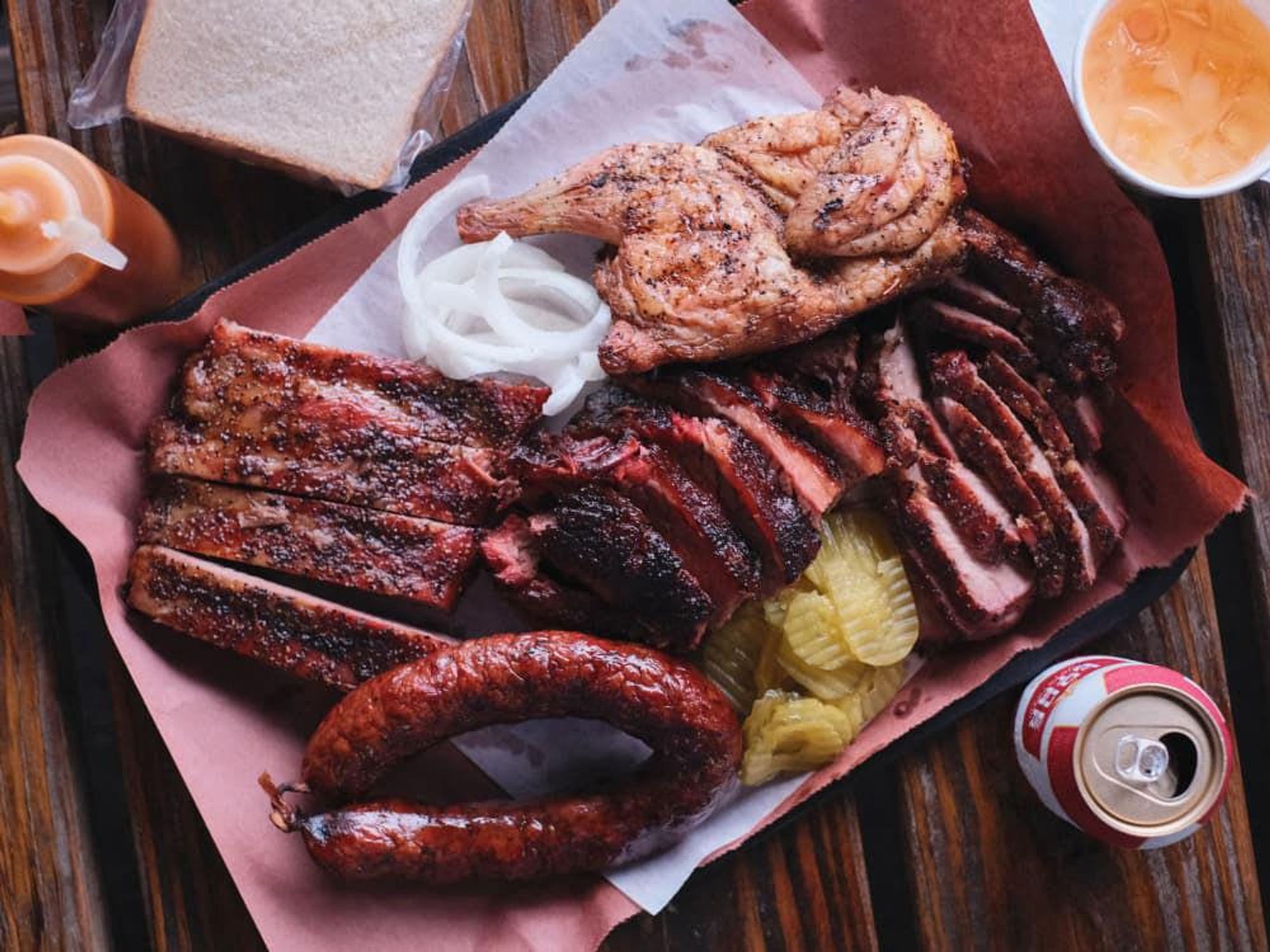 Snow's BBQ barbecue tray