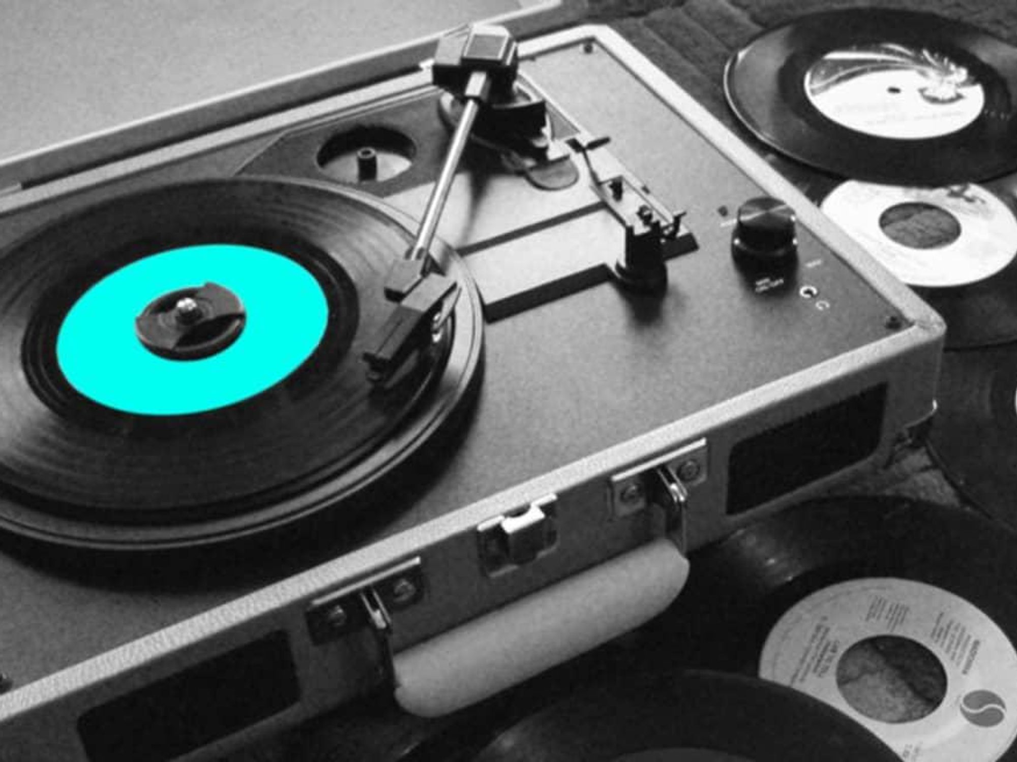 Soundtrack Series turntable with records