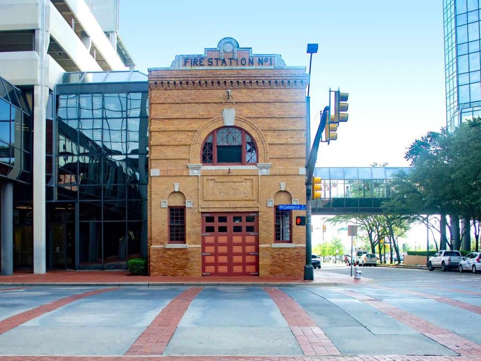 Starbucks Fort Worth Fire Station No. 1
