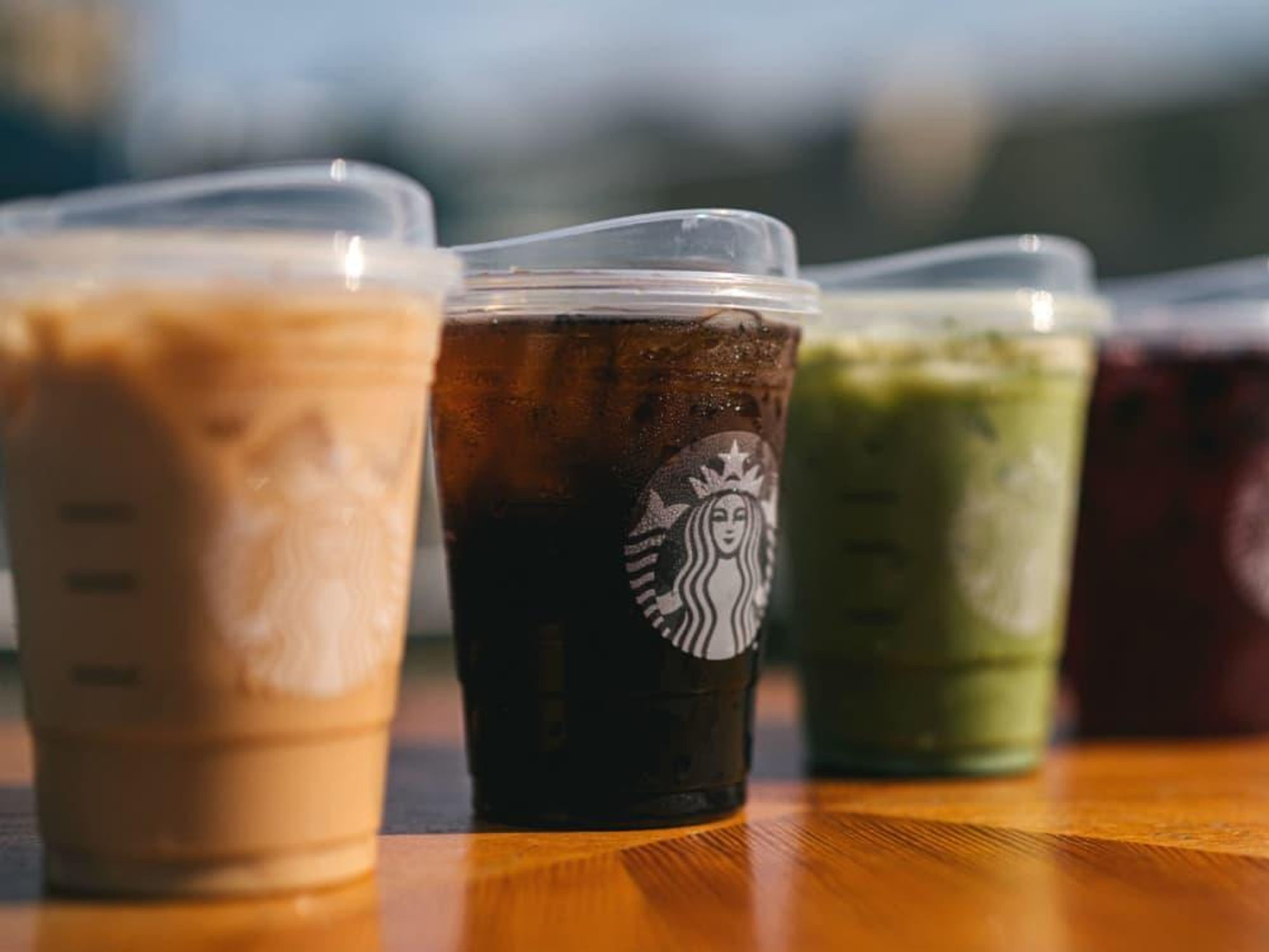 Starbucks strawless lids