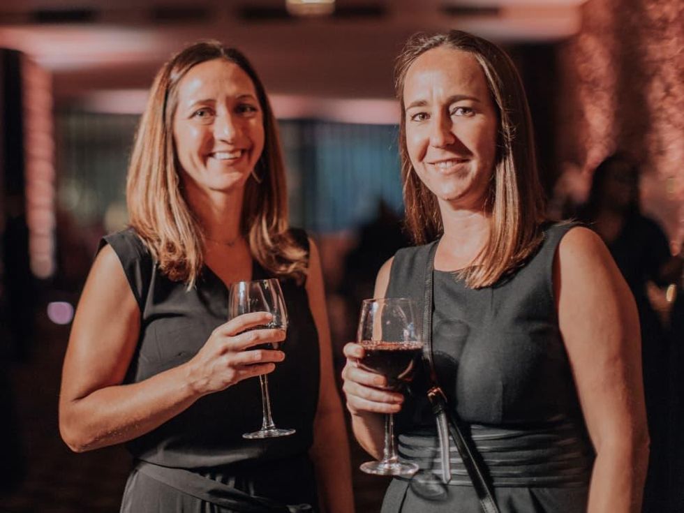 Stefani Roberts, Michelle Barton