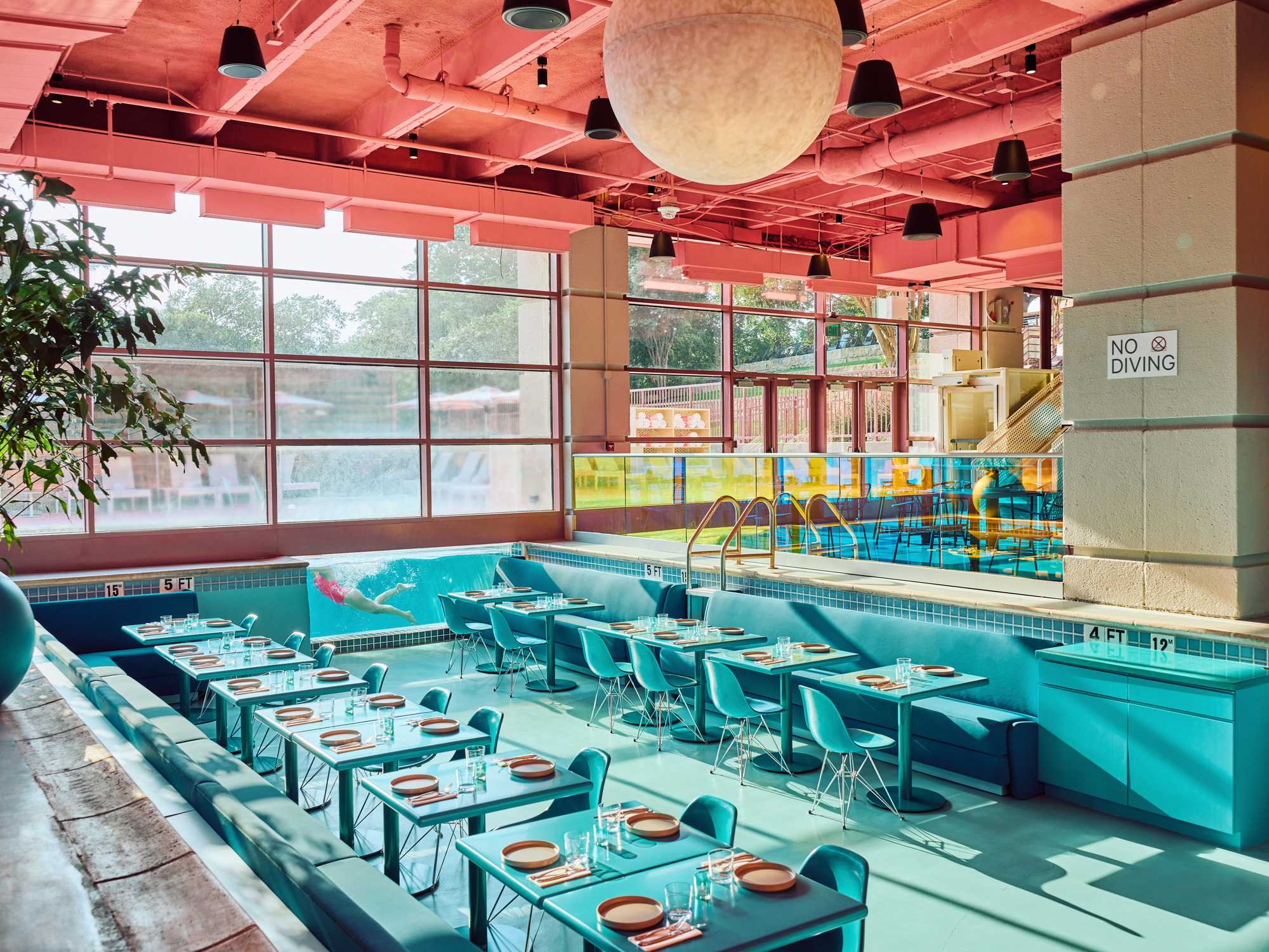 Swim Club, Downright Austin hotel