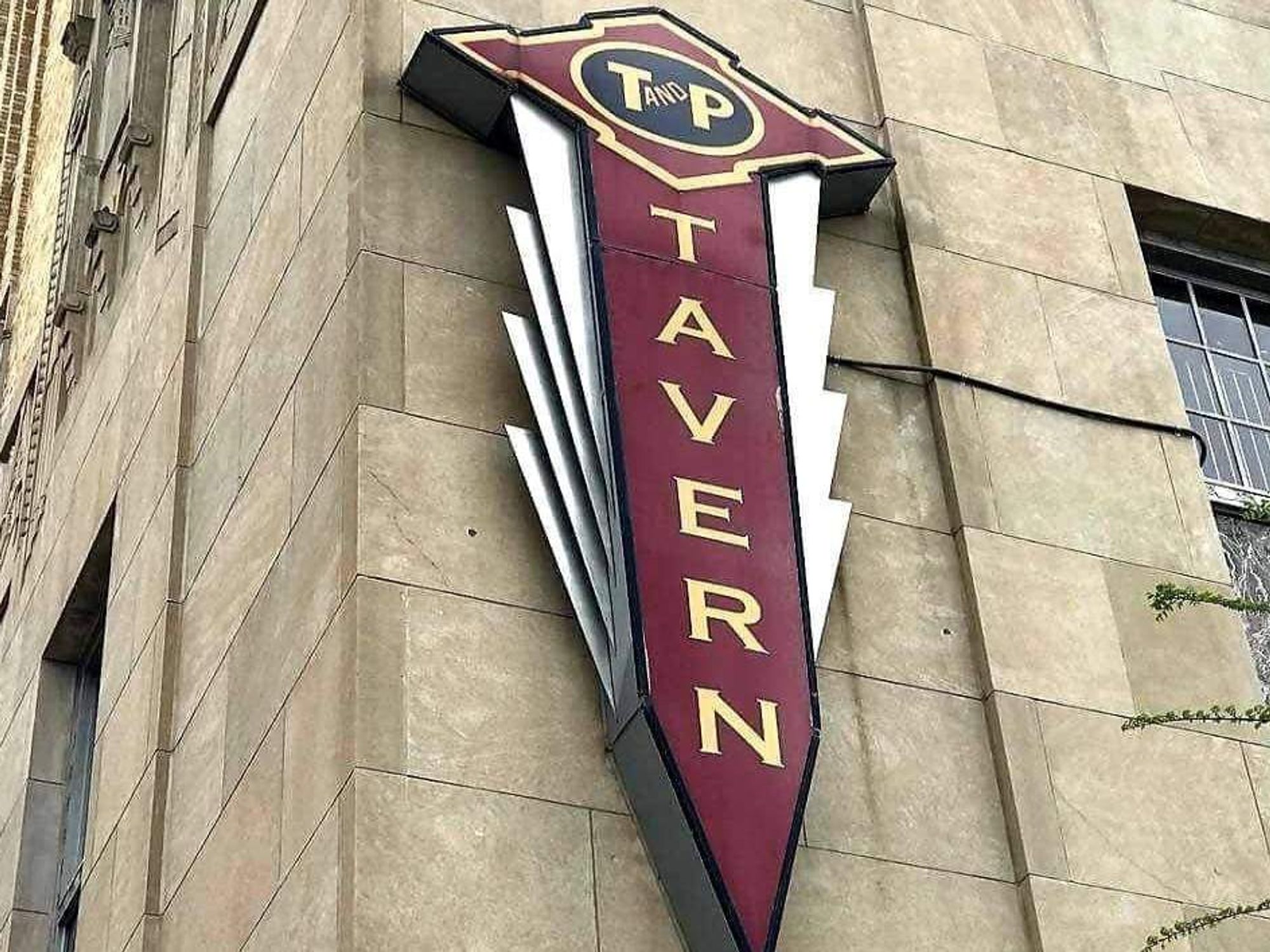 T & P Tavern