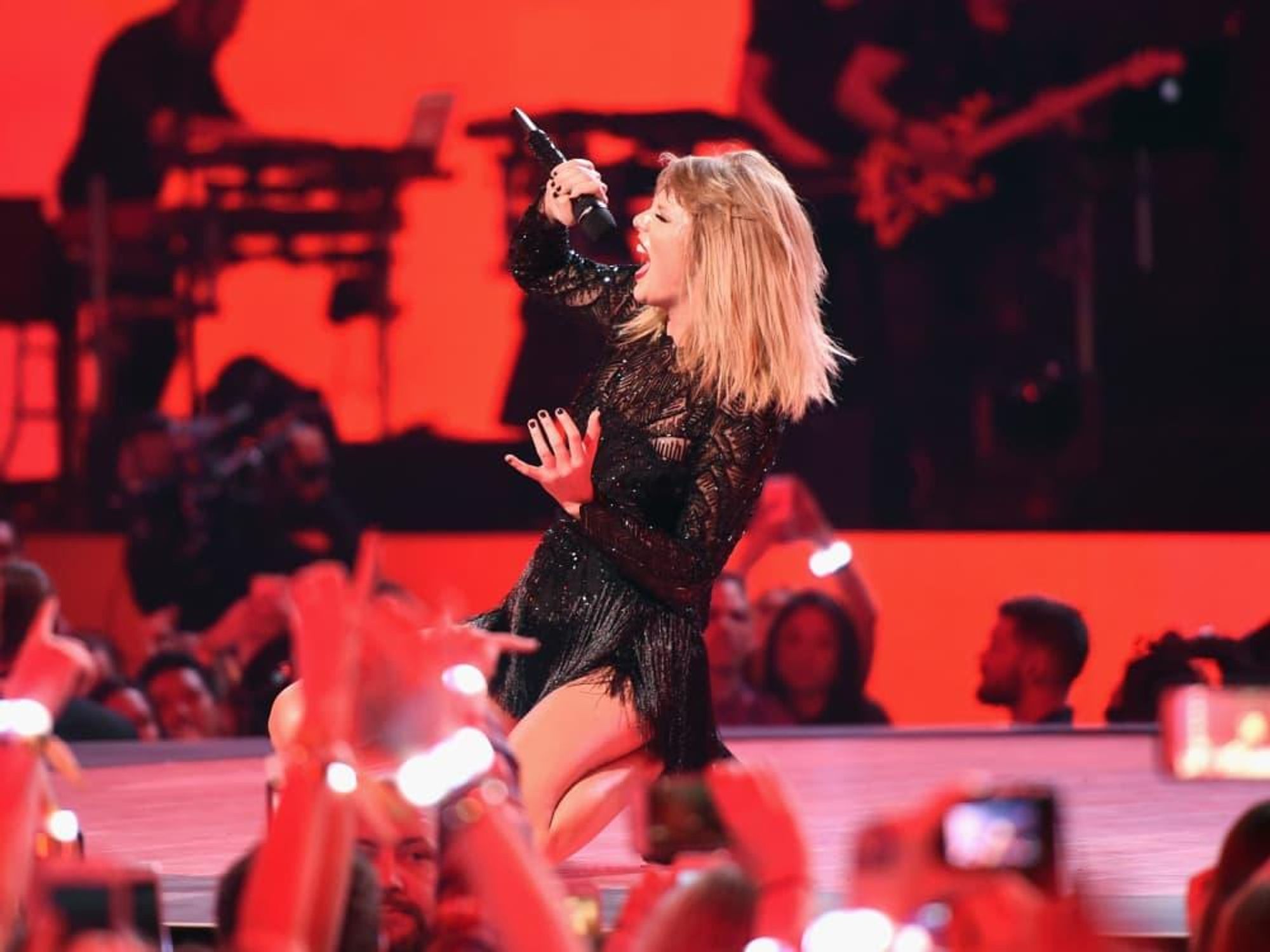 Concert Review: Taylor Swift Reputation at Hard Rock Stadium Miami August  18