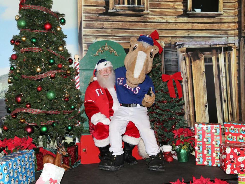 Texas Rangers presents Anxiously Awaiting Santa Tours
