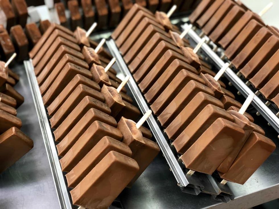 Trentino gelato pops chocolate rows