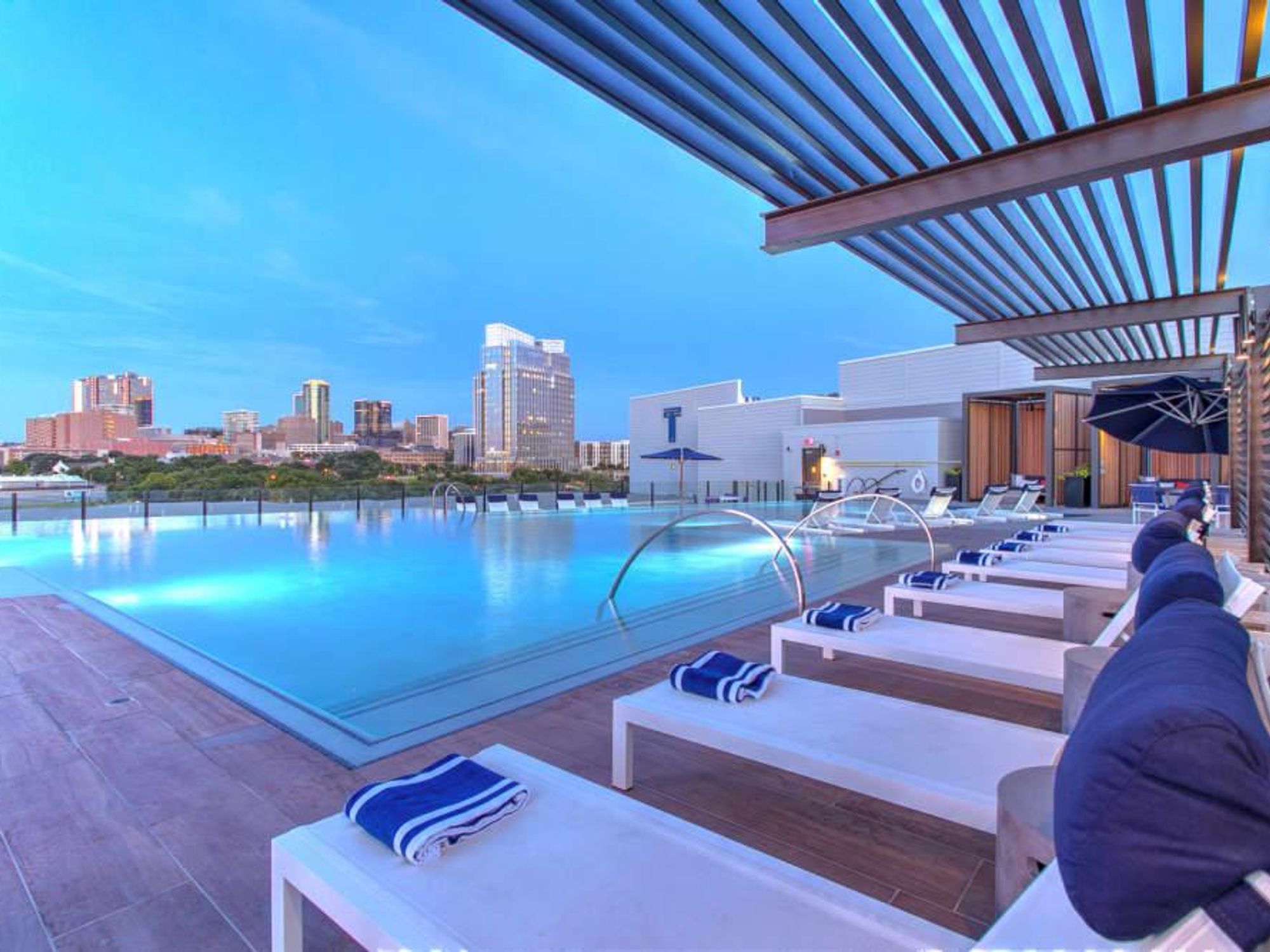 Trinity at Left Bank Fort Worth apartments