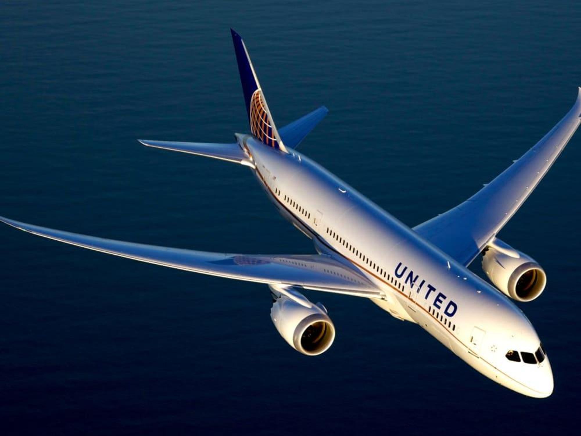 United Airlines Boeing 787 Dreamliner, September 2017