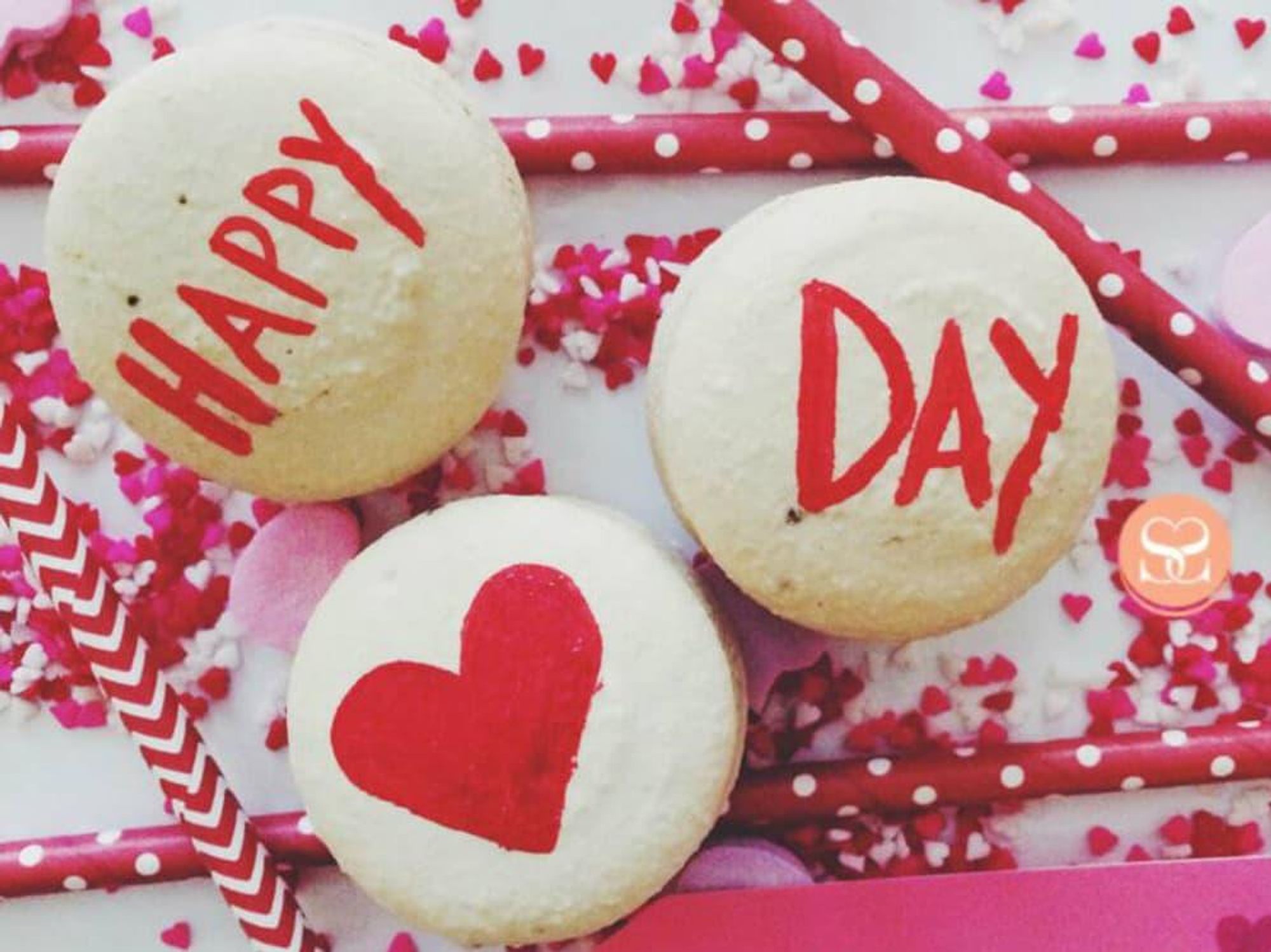 Valentine's Day macarons from Sucre Sucre by Lucia