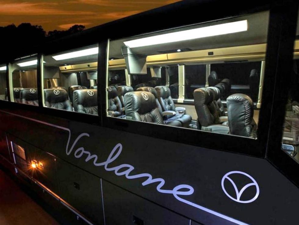 Vonlane bus exterior CROPPED