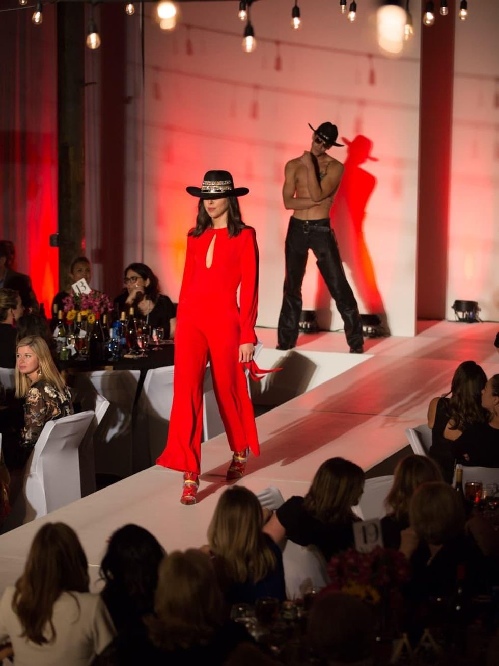 Wine Women & Shoes, fashion show