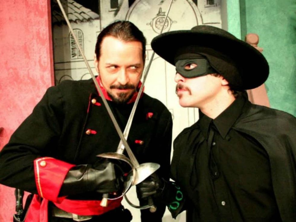 Zorro: The Legend Lives!